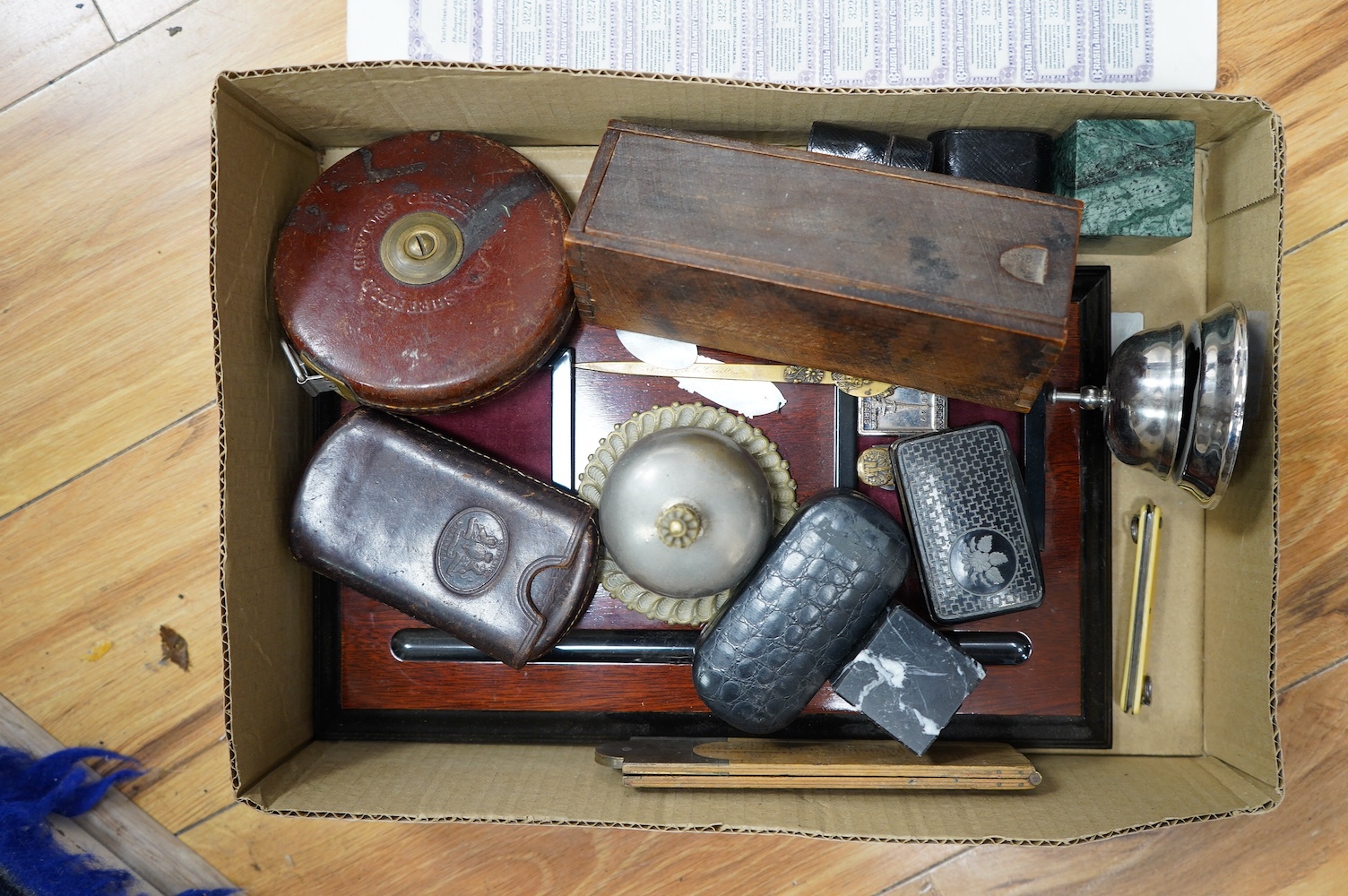 Sundry items to include desk items, Domino set, pocket knives and other ephemera. Condition - varies